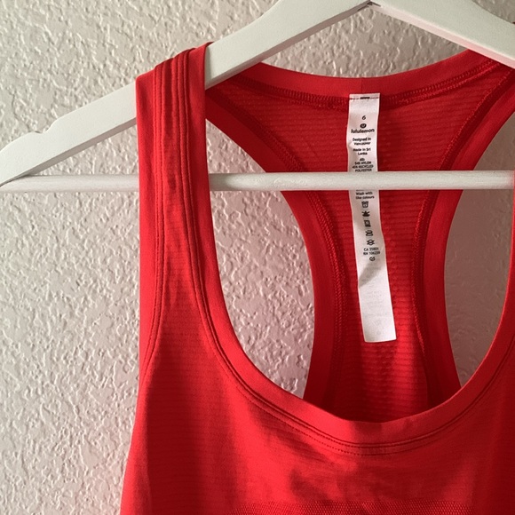 Lululemon Swiftly Tech Racerback 2.0 - Picture 8 of 10